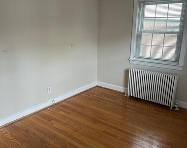 622 N Oakland Street - Photo Thumbnail 27