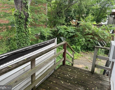 622 N Oakland Street - Photo Thumbnail 3