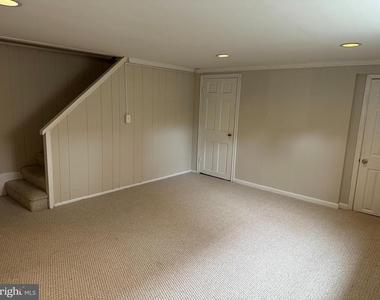 622 N Oakland Street - Photo Thumbnail 20
