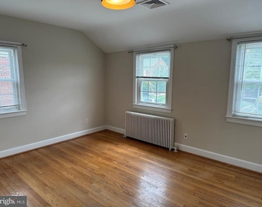 622 N Oakland Street - Photo Thumbnail 23