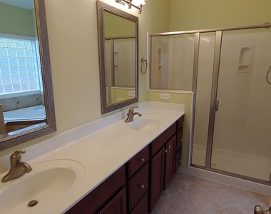 2809 Cowley Road - Photo Thumbnail 8