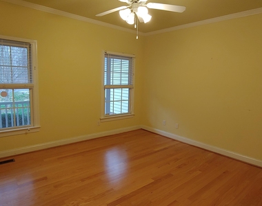 2809 Cowley Road - Photo Thumbnail 11