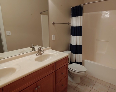 2809 Cowley Road - Photo Thumbnail 12