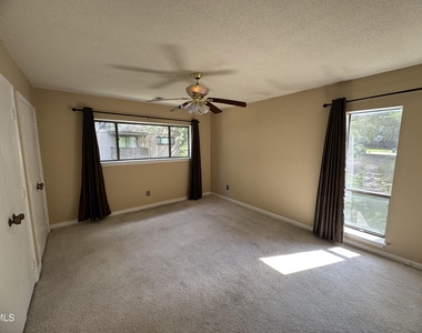 5112 Flint Ridge Place - Photo Thumbnail 8