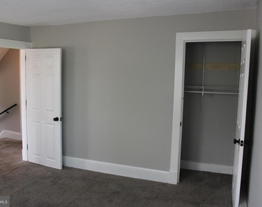152 N Lombard Street - Photo Thumbnail 8