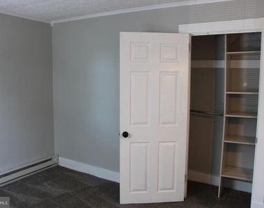 152 N Lombard Street - Photo Thumbnail 7
