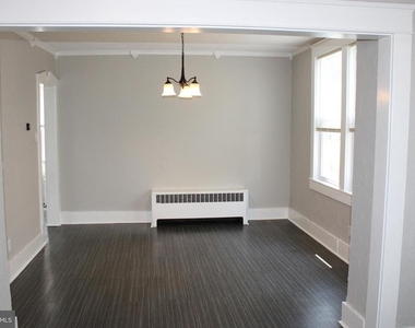 152 N Lombard Street - Photo Thumbnail 4