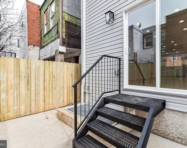 2224 N Howard Street - Photo Thumbnail 9