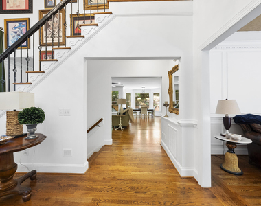 106 Birkhaven Drive - Photo Thumbnail 14