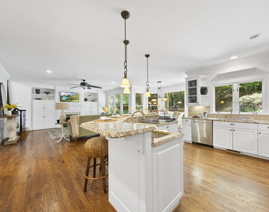 106 Birkhaven Drive - Photo Thumbnail 5