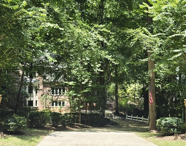 106 Birkhaven Drive - Photo Thumbnail 93