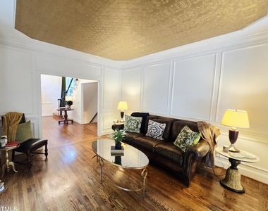 106 Birkhaven Drive - Photo Thumbnail 16