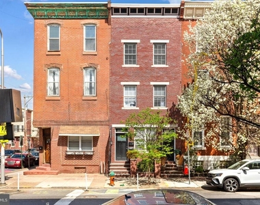 1641 Christian Street - Photo Thumbnail 1