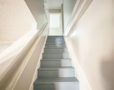 1616 Diamond St - Photo Thumbnail 13
