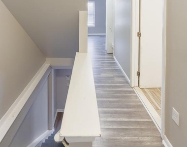 1616 Diamond St - Photo Thumbnail 9