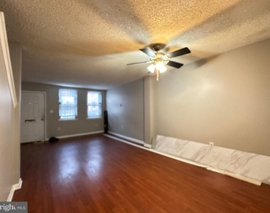 1616 Diamond St - Photo Thumbnail 4