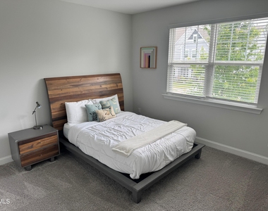 123 Pepperwood Way - Photo Thumbnail 15
