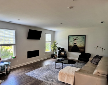 123 Pepperwood Way - Photo Thumbnail 1