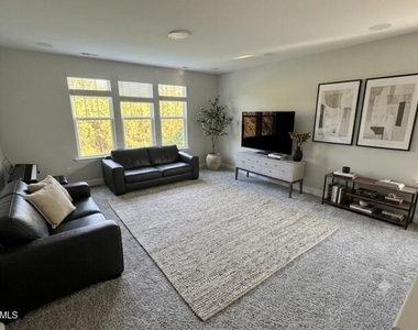 123 Pepperwood Way - Photo Thumbnail 21