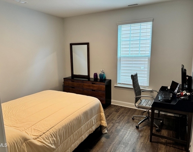 123 Pepperwood Way - Photo Thumbnail 16