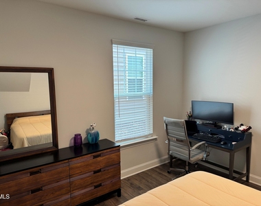 123 Pepperwood Way - Photo Thumbnail 3