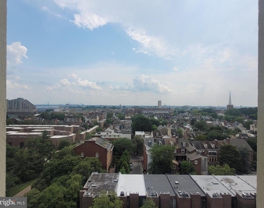210 Locust Street - Photo Thumbnail 8