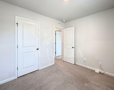 5243 Forsyth Park Street - Photo Thumbnail 26