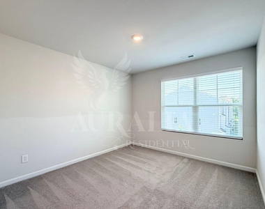 5243 Forsyth Park Street - Photo Thumbnail 22