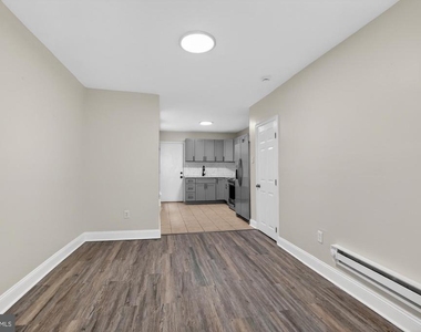 1729 N Bambrey Street - Photo Thumbnail 5