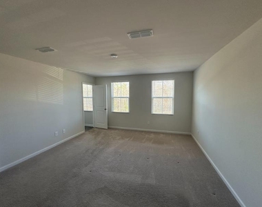80 Hunting Woods Drive - Photo Thumbnail 14