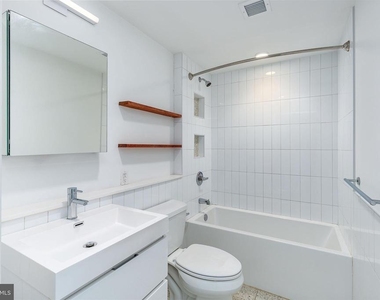 965 Frankford Avenue - Photo Thumbnail 10