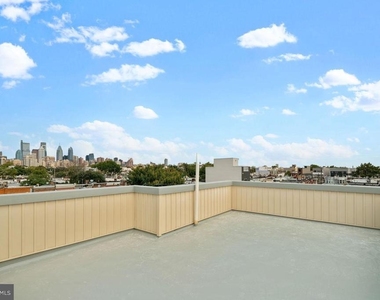 2348 Mountain Street - Photo Thumbnail 17