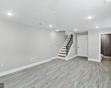 2348 Mountain Street - Photo Thumbnail 13