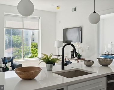 5904 Germantown Avenue - Photo Thumbnail 1