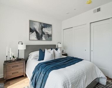 5904 Germantown Avenue - Photo Thumbnail 15