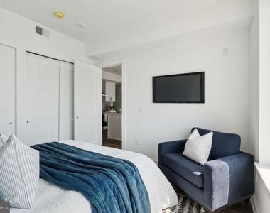 5904 Germantown Avenue - Photo Thumbnail 16