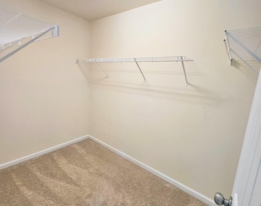 221 Olivet Loop - Photo Thumbnail 19
