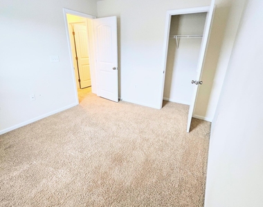 221 Olivet Loop - Photo Thumbnail 17