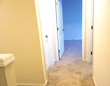 221 Olivet Loop - Photo Thumbnail 12