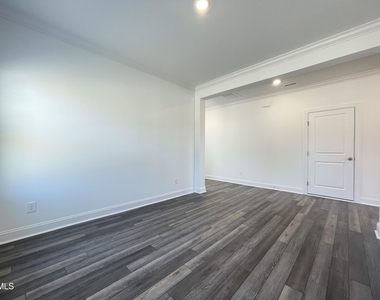 709 Hardin Hill Lane - Photo Thumbnail 7