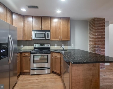1100 S Broad Street - Photo Thumbnail 1