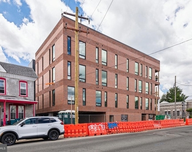 6910 Ridge Avenue - Photo Thumbnail 15