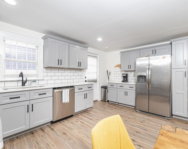 412 1st Street - Photo Thumbnail 10