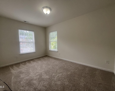 11711 Mezzanine Drive - Photo Thumbnail 5