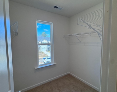 123 Starlight Street - Photo Thumbnail 17