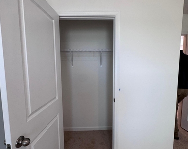 123 Starlight Street - Photo Thumbnail 15