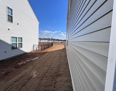 123 Starlight Street - Photo Thumbnail 28