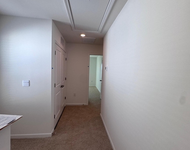 123 Starlight Street - Photo Thumbnail 11