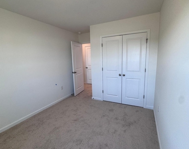 123 Starlight Street - Photo Thumbnail 8