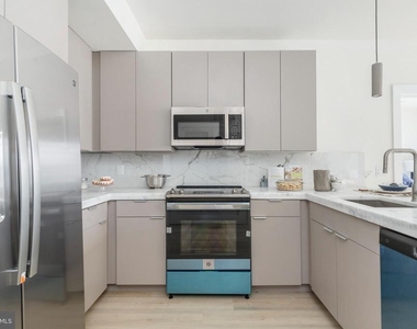 2709 Cecil B Moore Avenue - Photo Thumbnail 3